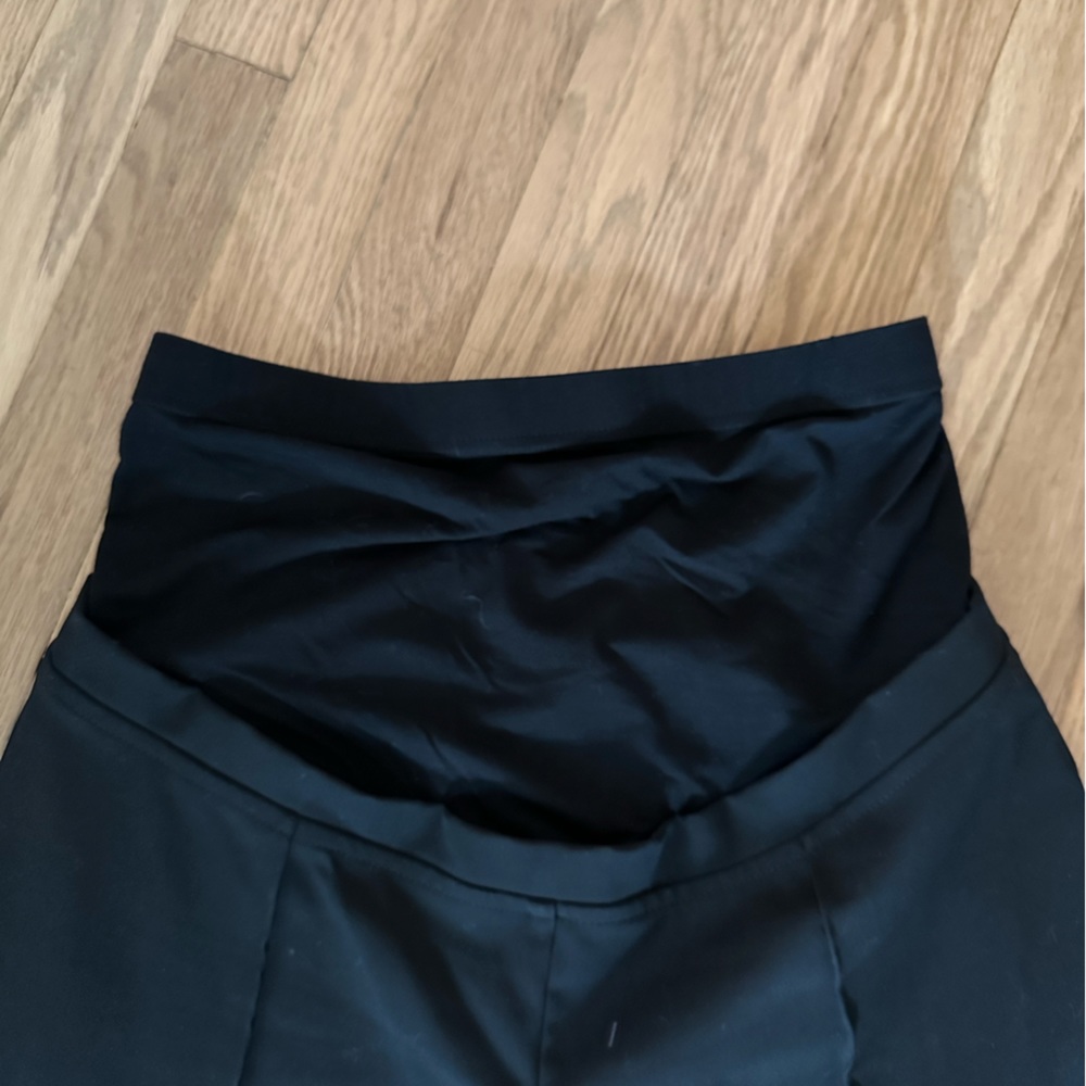 Elegant Black Maternity Pants - Picture 5 of 6